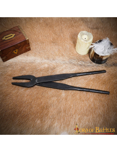 tenazes de ferreiro medievais