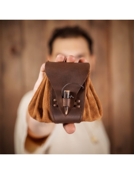 Bolsa de cintura de couro medieval...
