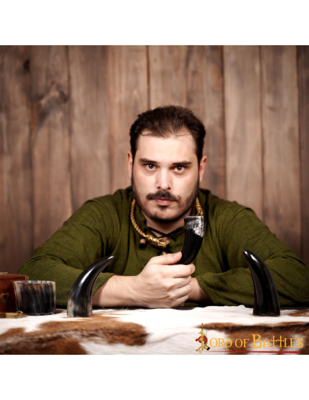 Conjunto de 3 chifres de boi Viking...