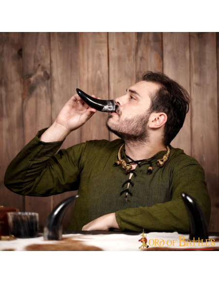 Conjunto de 3 chifres de boi Viking...