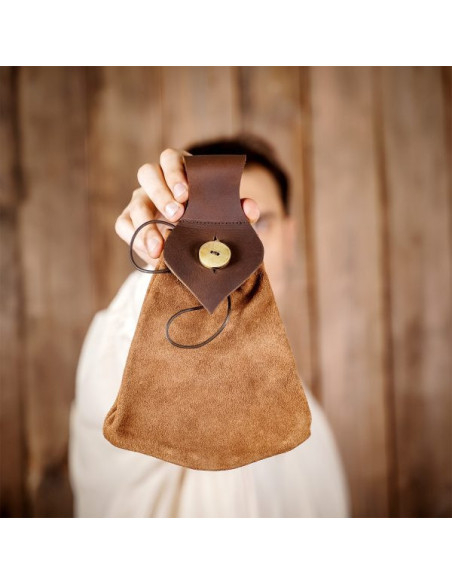 Pochete medieval com fecho de botão