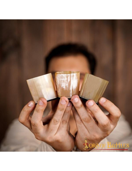 Conjunto de 3 copos de shot de corno...