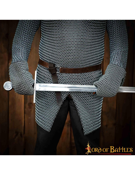 Luvas medievais com cota de malha