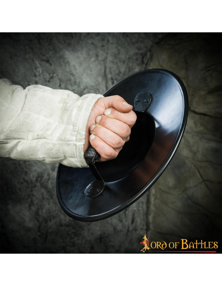 Escudo medieval funcional feito à mão...