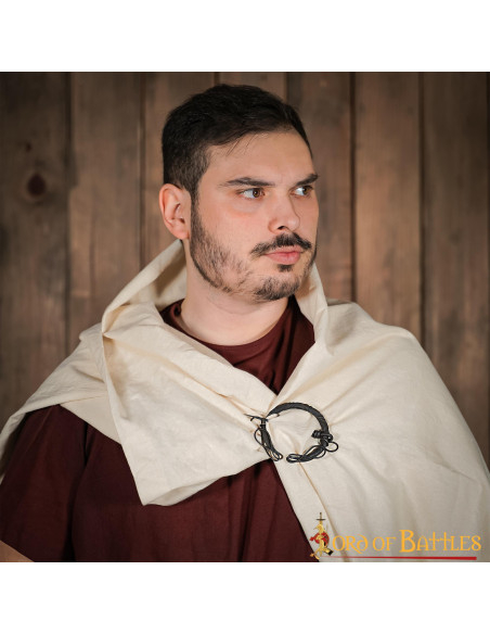 Fíbula celta em ferro forjado com nós