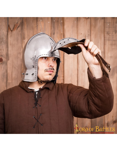 Basinette pronto para batalha com...