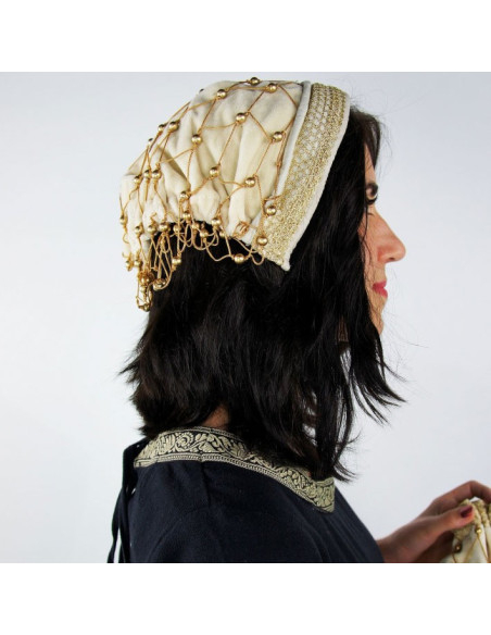 Boné nobre em veludo natural creme