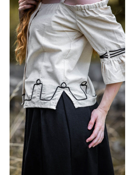 Blusa creme medieval com bordados