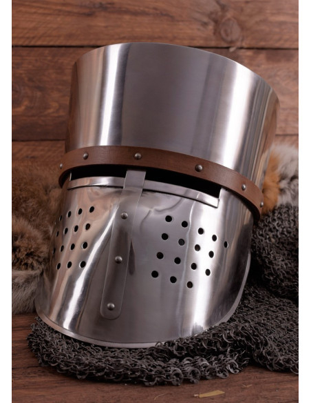 Capacete medieval cruzado, ano 1180