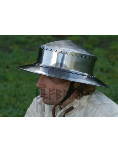 Capacete Kettle medieval, século XIV 2