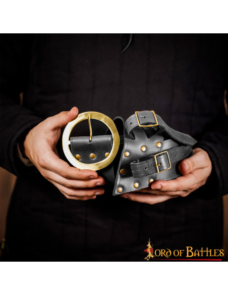 Baldric com cinto de espada em couro...