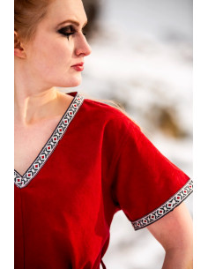 Túnica Viking para mulher modelo Matilda, vermelha 2