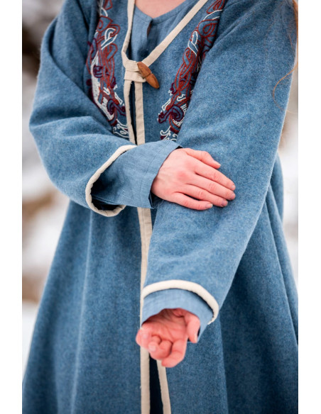 Casaco Viking para mulher modelo...