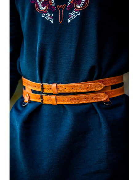 Cinto duplo Viking em couro marrom claro