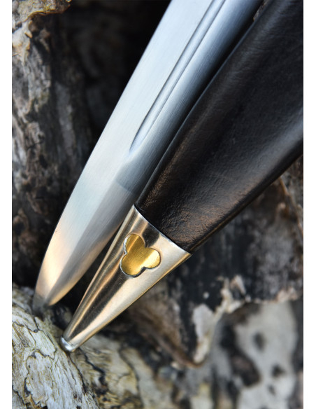 Adaga de templo de milícia medieval...