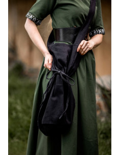 Bolsa de ombro modelo Leti, preta