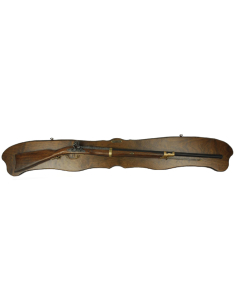 Rifle inglês medieval de cano longo com suporte de parede