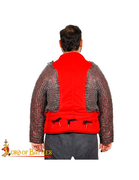 Ombros e mangas em malha com anéis...