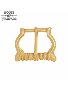 Pequena fivela medieval de latão para cintos