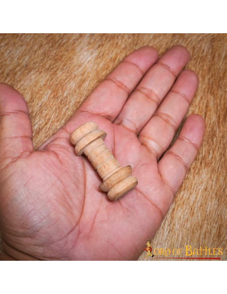 Carretel pequeno para linha (4,7 cm.)