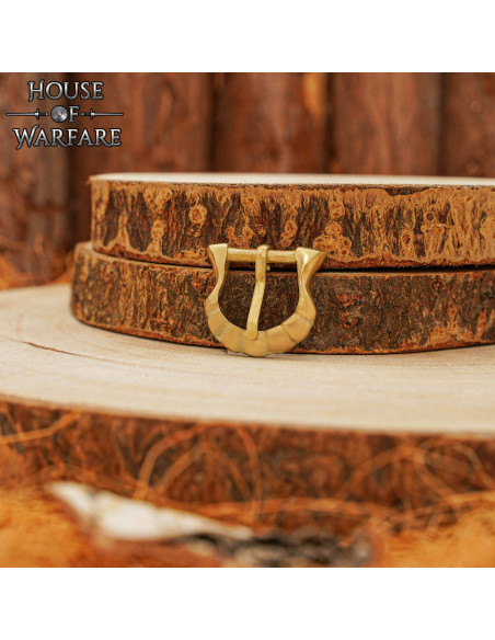 Fivela de armadura de latão medieval...