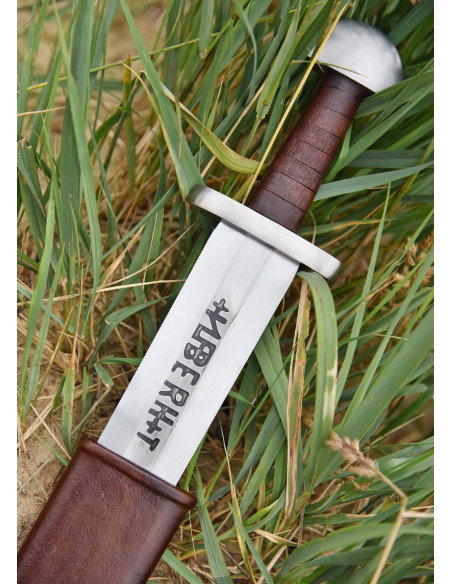 Espada Duna Viking com bainha, século X