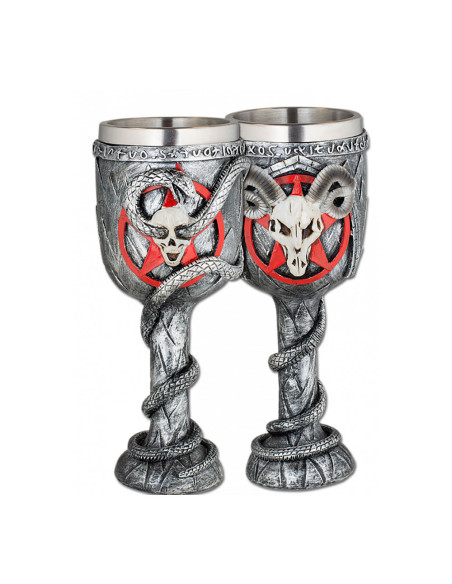 Copo de caveira de carneiro gótico...