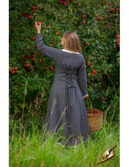 Vestido escandinavo da Era Viking,...