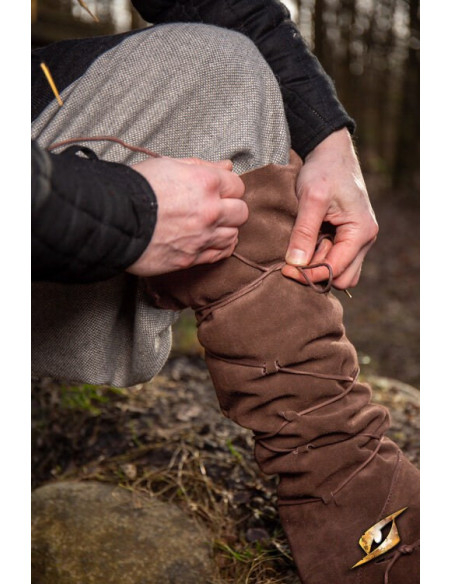 Perneiras medievais de selvagens...