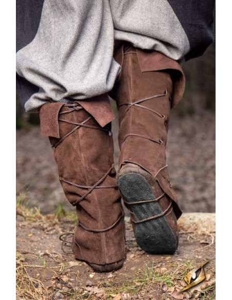 Perneiras medievais de selvagens...