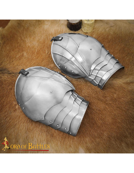 Ombreiras em escala de armadura...