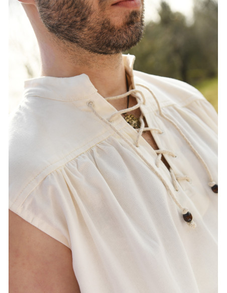Camisa medieval sem mangas modelo...