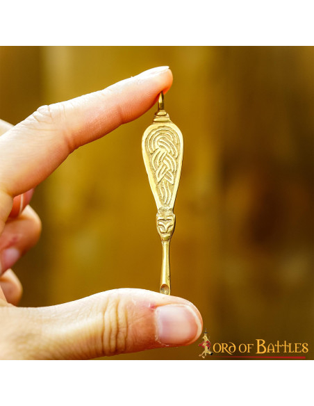 Limpador de ouvidos Viking em latão