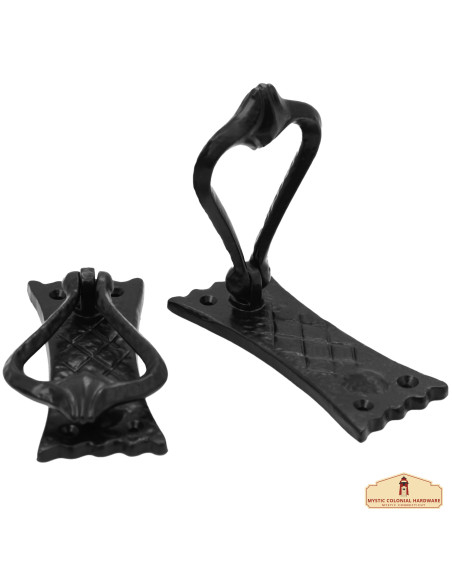 Aldrava medieval em ferro fundido...