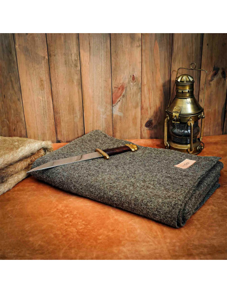 Manta medieval de lã tecida tradicional