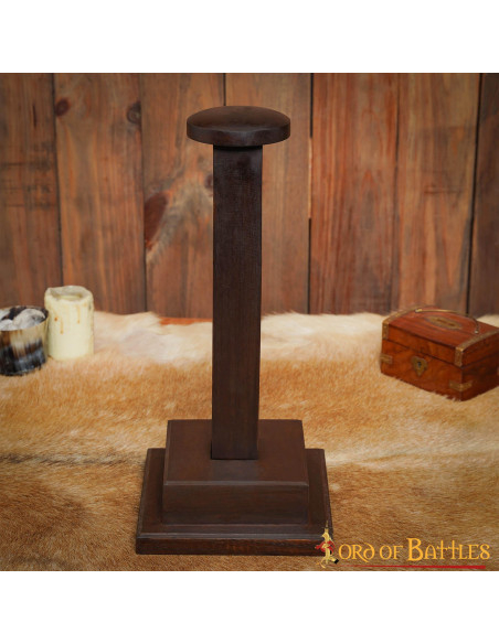 Porta-capacete feito à mão em madeira...