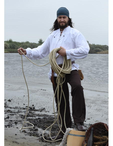 Camisa pirata branca modelo Ludwig