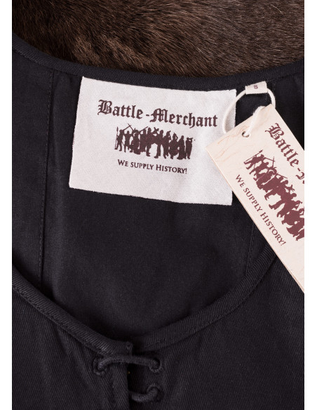 Corpete medieval modelo Tilda em preto