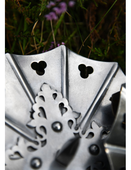 Par de Besagues góticos em aço, final...