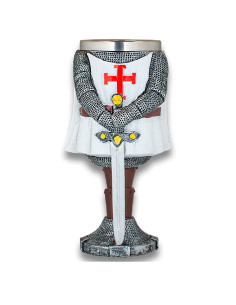 Taça de cavaleiro templário com espada (18 cm.)