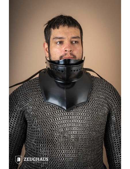 Gorget com Bevor em aço macio escuro