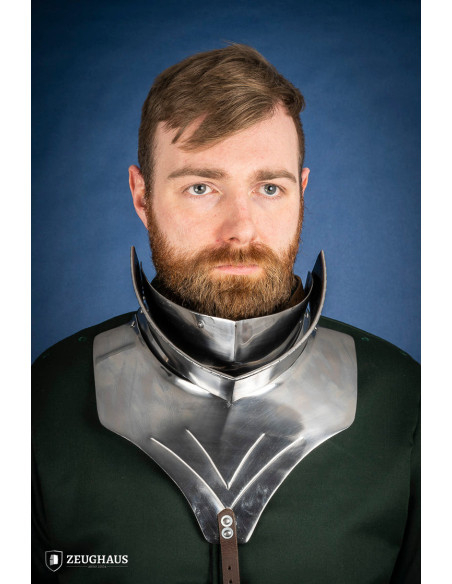 Gorge medieval articulado em aço...