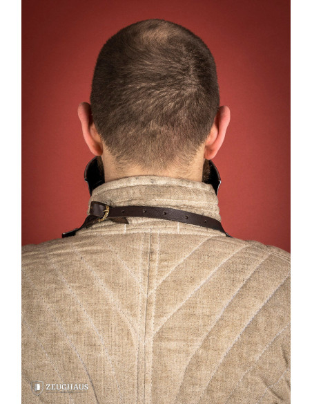 Gorge medieval articulado em aço...