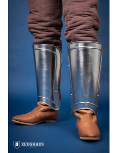 Grevas clássicas para guerreiros em aço polido 2