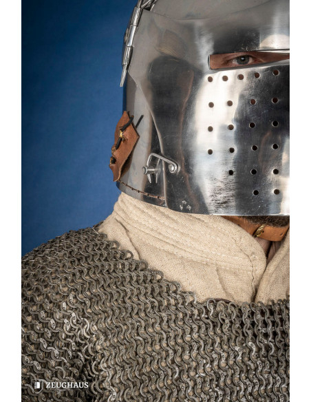 Bacia medieval em aço com trava de...