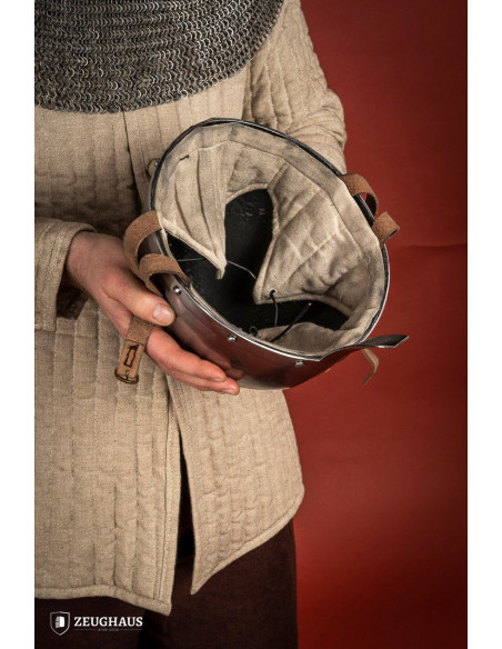 Capacete frígio com proteção nasal,...