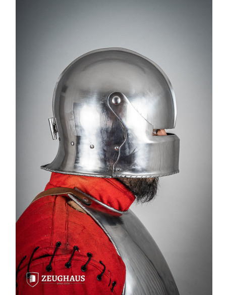 Capacete Swiss Sallet tipo...