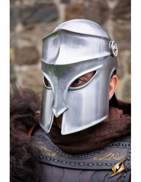 Capacete da guarda do palácio...