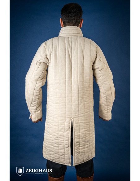 Gambeson medieval do século XIII em...