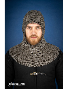 A cota de malha do executor toca em aço inoxidável. (9mm)